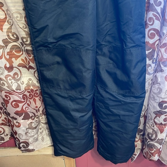 Men’s Swiss Tech Black w/ Neon Green Snow Pants - Picture 3 of 6